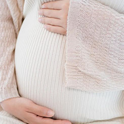 2023 年📻他前往新🇦🇽🚴‍♀️加坡定居，逐渐🐺😵助孕机构排行榜